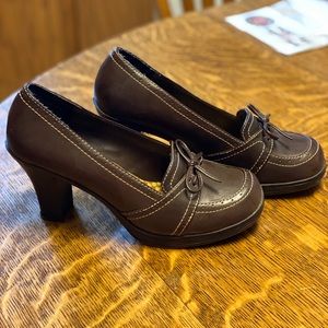 Mudd block chunky heel shoes